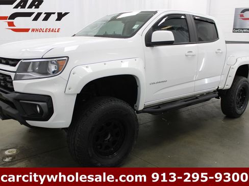 Used 2022 Chevrolet Colorado LT w/ LT Convenience Package AWD/4WD image 1