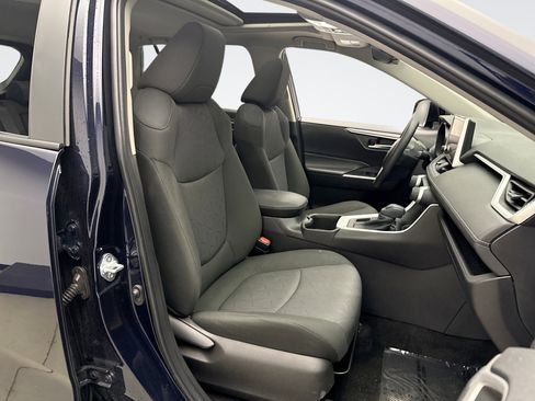 Used 2024 Toyota RAV4 XLE w/ Convenience Package AWD/4WD image 16