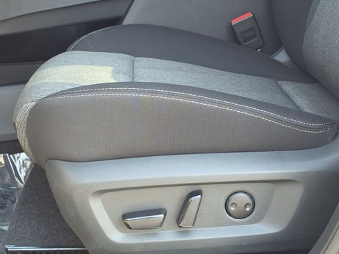 New 2026 Nissan Rogue SV FWD image 28