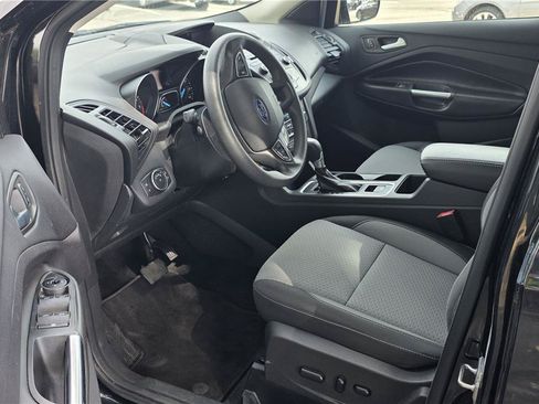 Used 2017 Ford Escape SE FWD image 15
