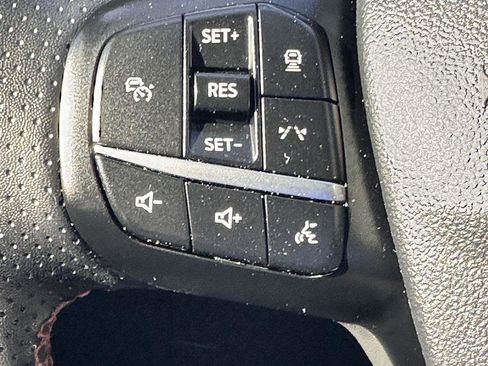Used 2023 Ford Escape ST-Line w/ Tech Pack #1 FWD image 19