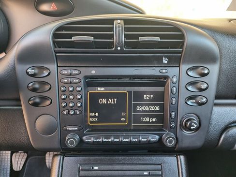 Used 2003 Porsche Boxster RWD image 44