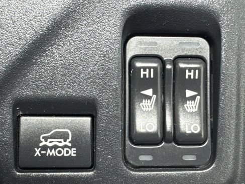 Used 2019 Subaru Crosstrek 2.0i Premium AWD/4WD image 17