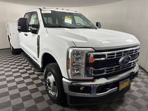 Certified 2025 Ford F350 XL w/ XL Chrome Package image 1