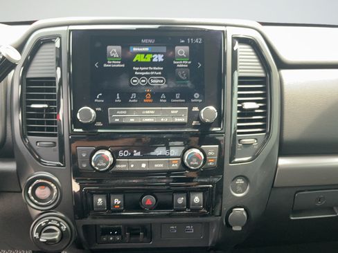 Certified 2024 Nissan Titan PRO-4X w/ Pro-4x Convenience Package AWD/4WD image 26