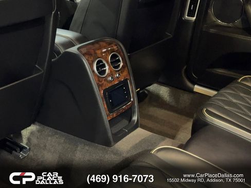 Used 2014 Bentley Flying Spur W12 image 23