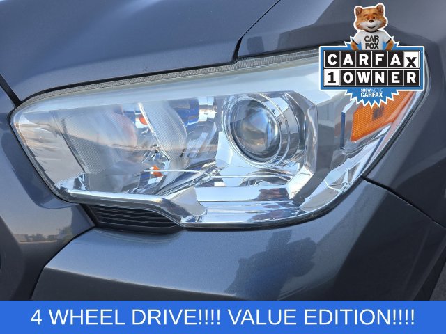 Used 2020 Toyota Tacoma SR AWD/4WD image 26