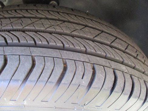 Certified 2023 Chevrolet TrailBlazer LT w/ Convenience Package image 10