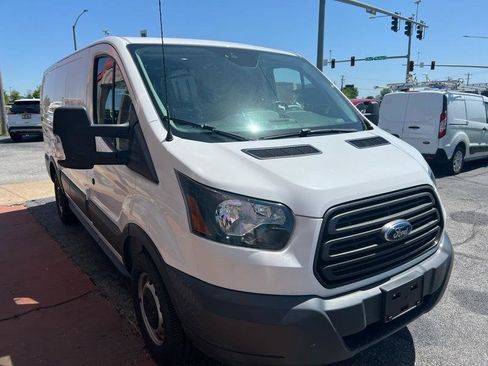 Used 2018 Ford Transit 150 130 Low Roof RWD image 10