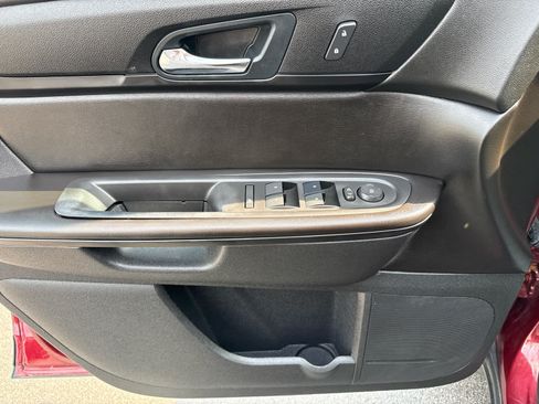 Used 2016 Chevrolet Traverse LT AWD/4WD image 10