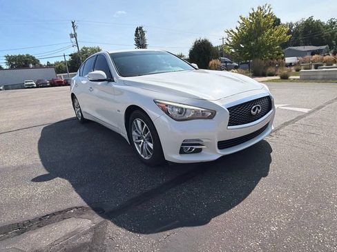 Used 2017 INFINITI Q50 3.0t Premium w/ 3.0T Premium Plus Package AWD/4WD image 7