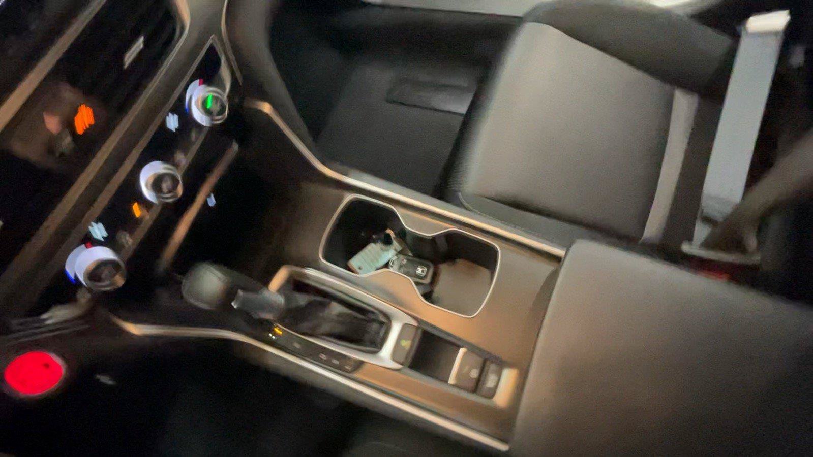 Used 2019 Honda Accord LX image 39