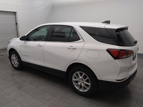 Used 2024 Chevrolet Equinox LT w/ Driver Convenience Package image 3