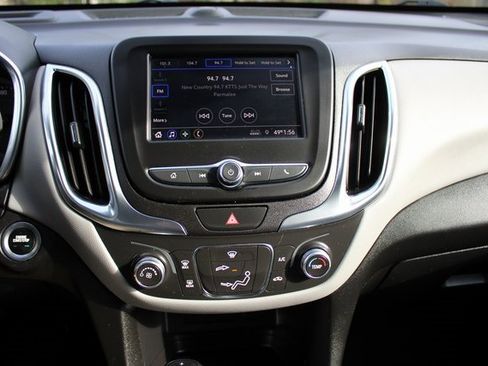 Used 2021 Chevrolet Equinox LT image 13