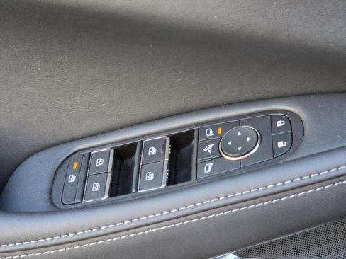 Used 2025 INFINITI QX60 Luxe w/ Black Edition image 30