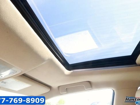 Used 2015 Toyota Highlander Limited w/ Driver Technology Package image 32