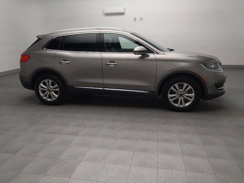 Used 2017 Lincoln MKX Premiere AWD/4WD image 11
