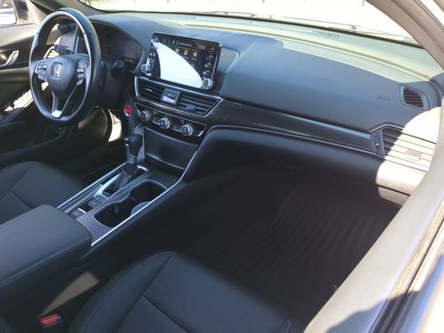 Used 2022 Honda Accord Sport image 13