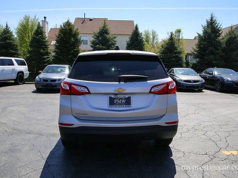 Used 2020 Chevrolet Equinox LS FWD image 7