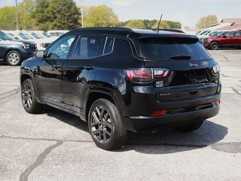 Used 2025 Jeep Compass Limited w/ High Altitude Package image 5