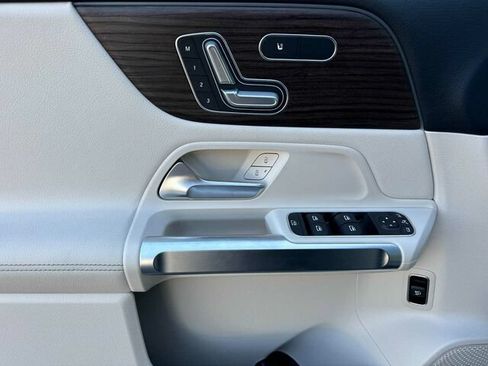 Certified 2026 Mercedes-Benz GLB 250 image 13