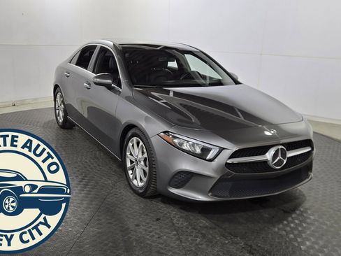Used 2019 Mercedes-Benz A 220 A 220 image 2