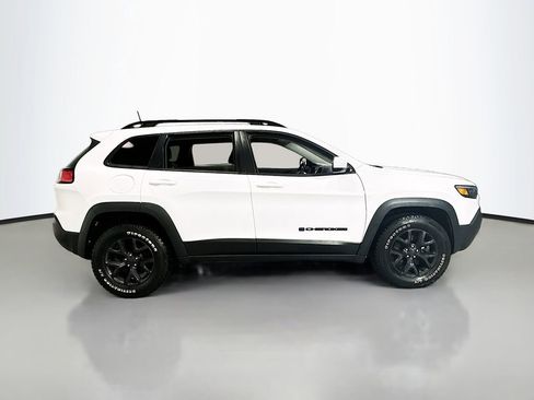 Used 2019 Jeep Cherokee Sport AWD/4WD image 9