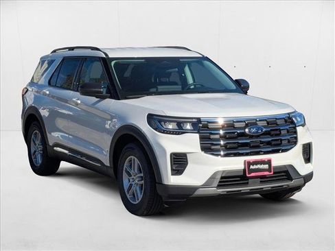 New 2025 Ford Explorer Active image 7