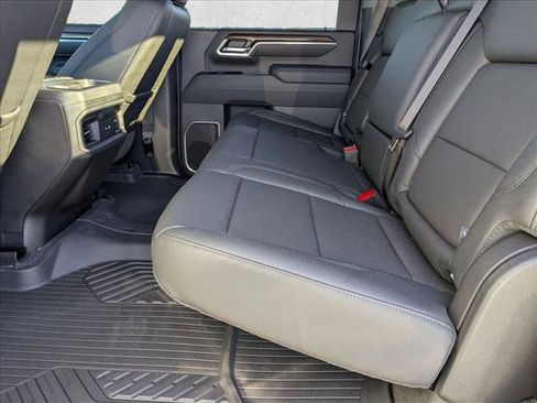 New 2026 Chevrolet Silverado 2500 LT image 15