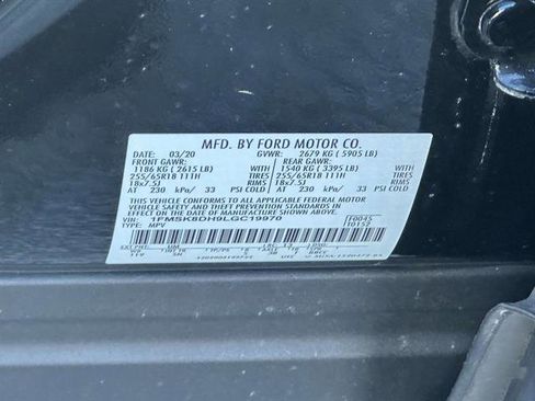 Used 2020 Ford Explorer XLT w/ Equipment Group 202A AWD/4WD image 36
