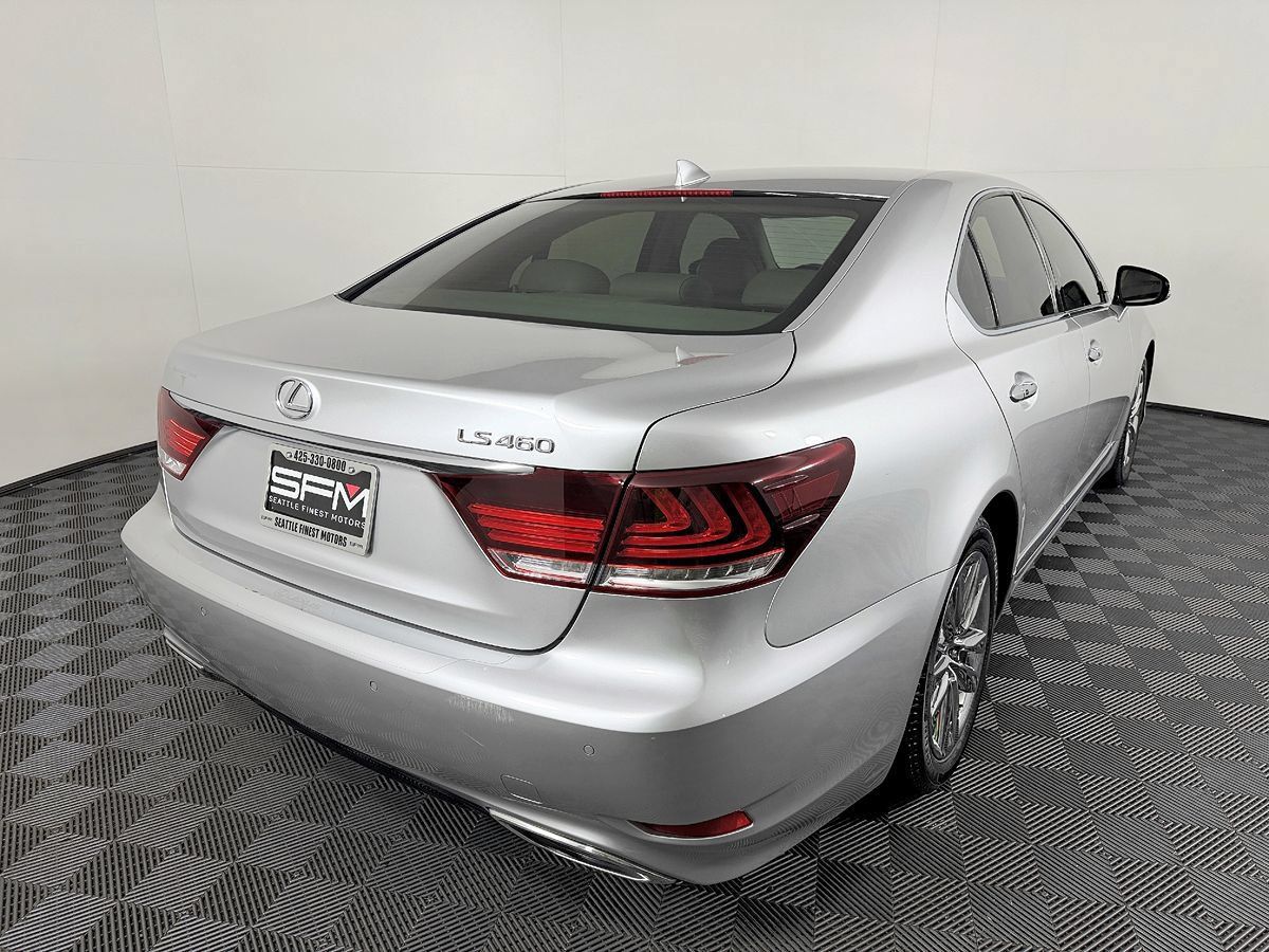 Used 2014 Lexus LS 460 w/ Comfort Package RWD image 9
