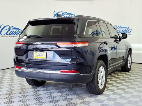 Used 2024 Jeep Grand Cherokee Limited w/ Trailer Tow Package RWD image 6