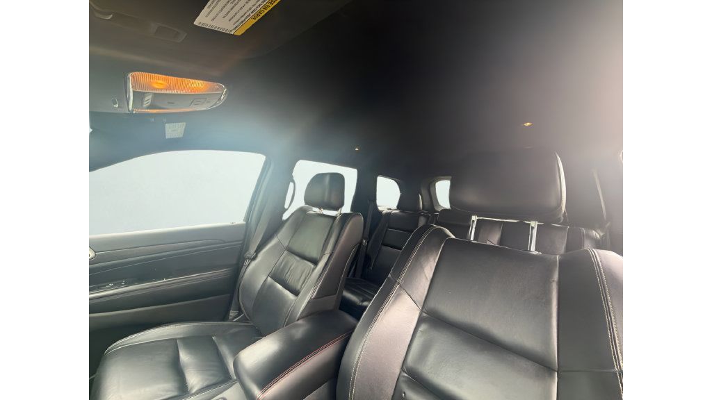 Used 2018 Jeep Grand Cherokee Limited AWD/4WD image 14
