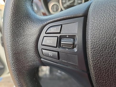 Used 2015 BMW 320i Sedan image 21