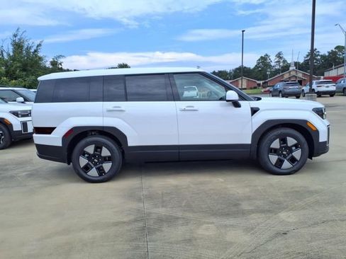 New 2026 Hyundai Santa Fe SE image 2