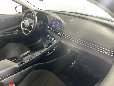 Used 2023 Hyundai Elantra SEL FWD image 26
