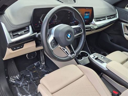 Used 2023 BMW X1 xDrive28i w/ M Sport Package AWD/4WD image 10