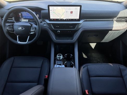 New 2026 Ford Explorer Platinum image 2