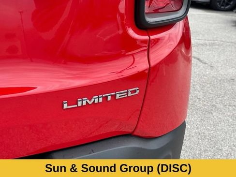 Used 2021 Jeep Renegade Limited w/ Sun & Sound Group AWD/4WD image 9