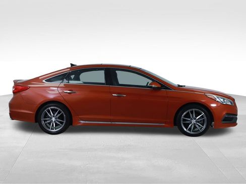 Used 2015 Hyundai Sonata Sport 2.0T w/ Option Group 07 FWD image 13