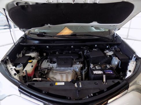 Used 2017 Toyota RAV4 Platinum FWD image 31