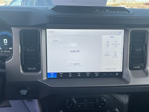 Certified 2025 Ford Bronco Outer Banks image 17