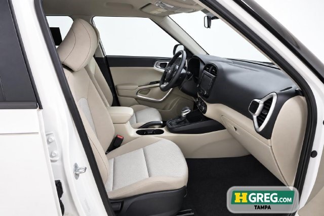 Used 2020 Kia Soul LX FWD image 10