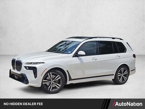 Used 2024 BMW X7 xDrive40i w/ M Sport Package AWD/4WD image 1