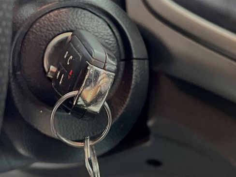 Used 2016 Chevrolet Sonic LT image 23