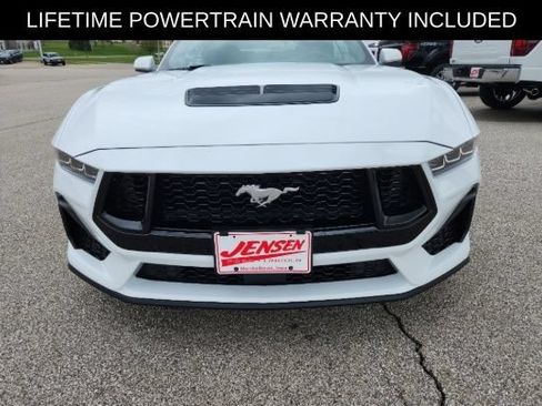 Used 2025 Ford Mustang GT Premium RWD image 3