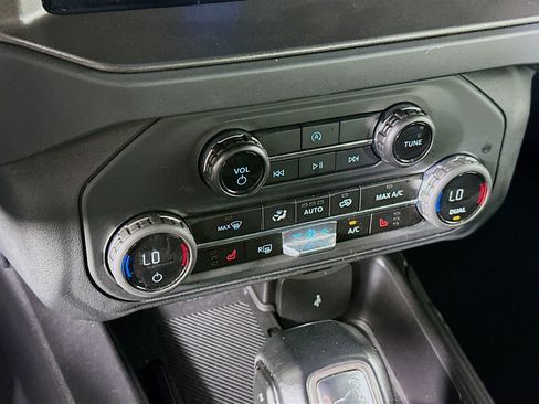 Used 2025 Ford Bronco Big Bend AWD/4WD image 24