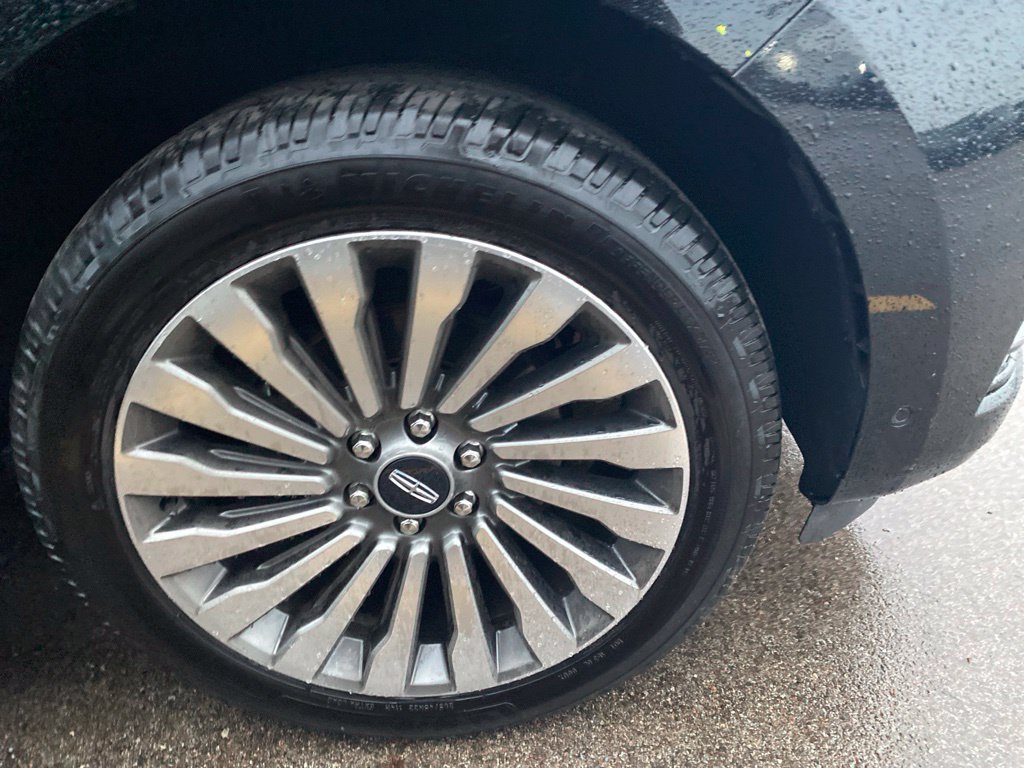 Used 2018 Lincoln Navigator Reserve w/ Technology Package AWD/4WD image 5