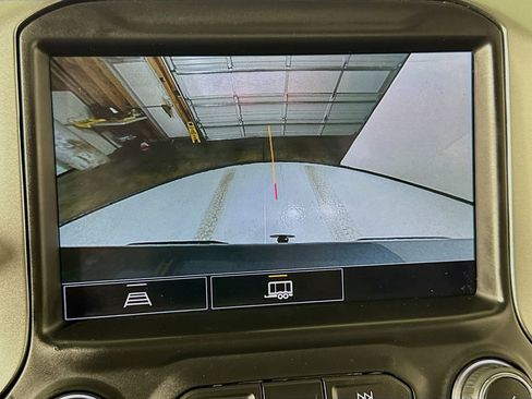 Used 2021 Chevrolet Silverado 1500 LT Trail Boss w/ Convenience Package II image 40