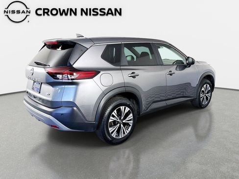 Certified 2023 Nissan Rogue SV FWD image 5